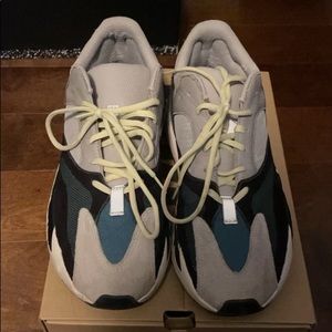 Yeezy 700 Wave Runners